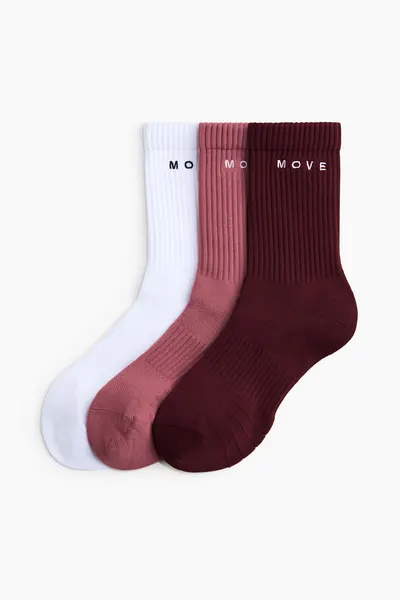 3 пары спортивных носков DryMove™.
