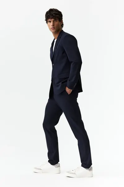 Пиджак Slim Fit, устойчивый к морщинам