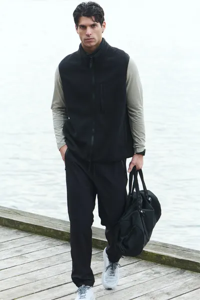 Тренировочный жилет Teddy Regular Fit