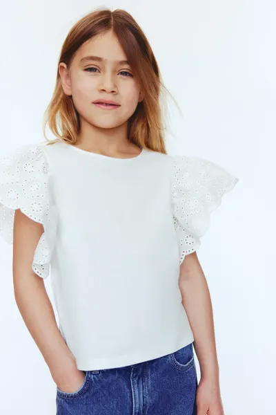 Блузка Broderie Anglaise с рюшами на рукавах