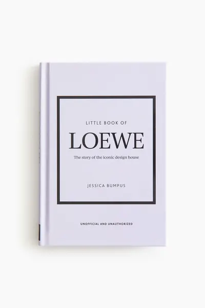 Маленькая книга Loewe