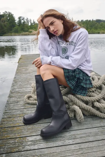 Сапоги на шпильке